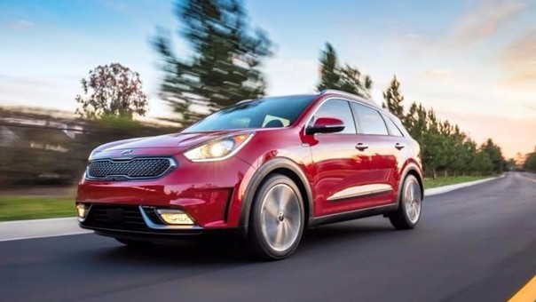 Cómo limpiar la válvula de aire de un auto? Cómo limpiar la válvula de aire de un auto?