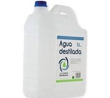 agua destilada