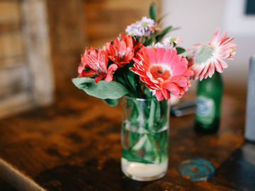 Flores-en-botes-de-cristal-Jar-flowers-2